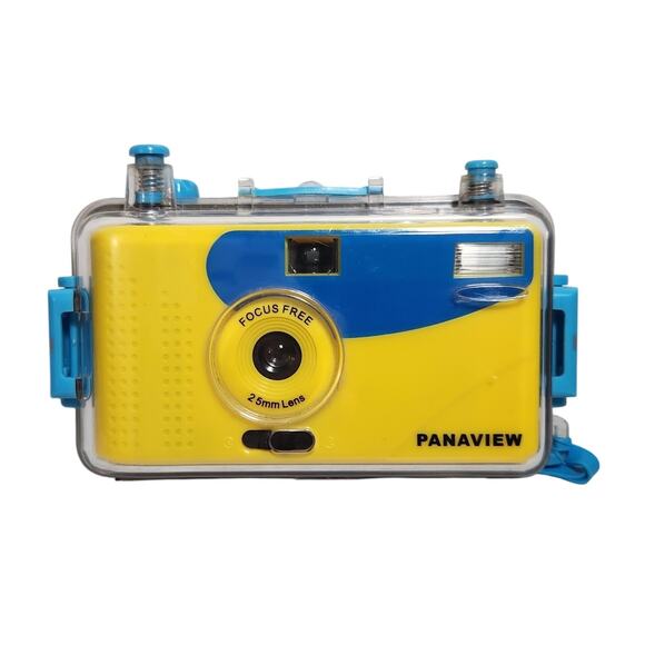 Panaveiw 35MM Camera With Underwater Housing And Wrist strap Pre-owned - Picture 1 of 8